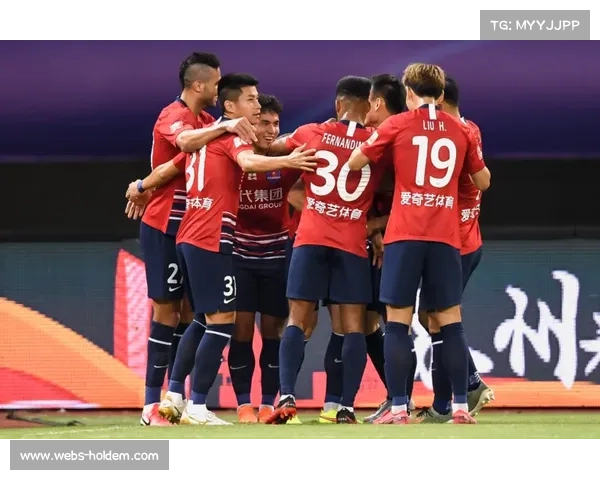 布雷斯特加紧推进球员合同管理核心主力续约成为俱乐部工作重点